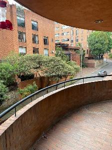 Apartamento de 3 alcobas en venta en El Nogal, Bogotá, 176 m² · foto 13 de 16