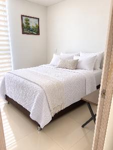 Apartamento de 3 alcobas en venta en La Pola, Ibagué, 118 m² · foto 2 de 18