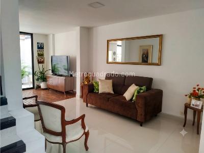 Casa de 4 alcobas en venta en Valle Del Lili, Cali, 240 m² · foto 9 de 20