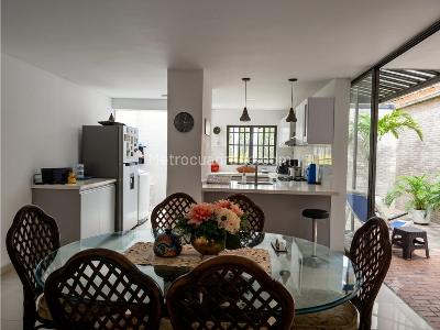 Casa de 4 alcobas en venta en Valle Del Lili, Cali, 240 m² · foto 11 de 20