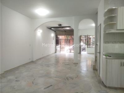 Casa de 5 alcobas en venta en Ciudad 2000, Cali, 350 m² · foto 11 de 20