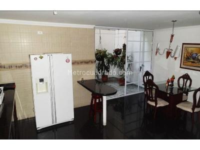 Casa de 3 alcobas en venta en Ciudad 2000, Cali, 250 m² · foto 17 de 19