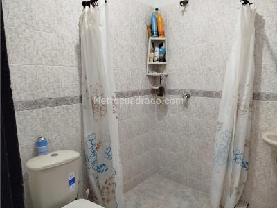Casa de 5 alcobas en venta en Las Ceiba, Cali, 147 m² · foto 9 de 20