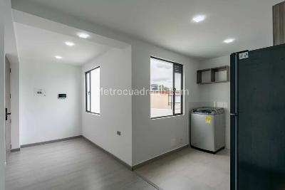 Apartaestudio en venta en Las Ferias, Bogotá, 33 m² · foto 2 de 12
