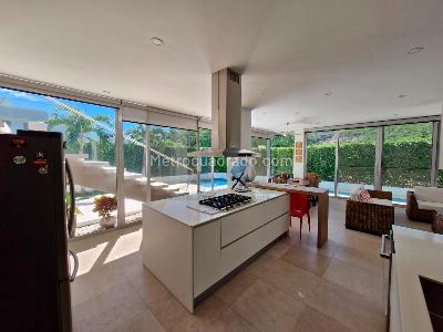 Casa de 4 alcobas en venta en Ub Balcones De Casaloma, Girardot, 275 m² · foto 11 de 20