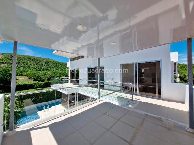 Casa de 4 alcobas en venta en Ub Balcones De Casaloma, Girardot, 275 m² · foto 18 de 20