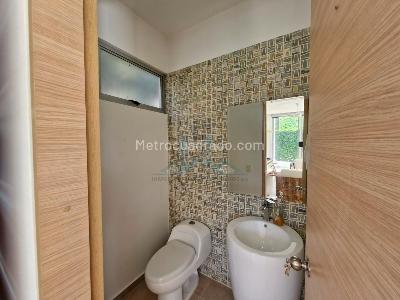 Casa de 4 alcobas en venta en Ub Balcones De Casaloma, Girardot, 275 m² · foto 5 de 20