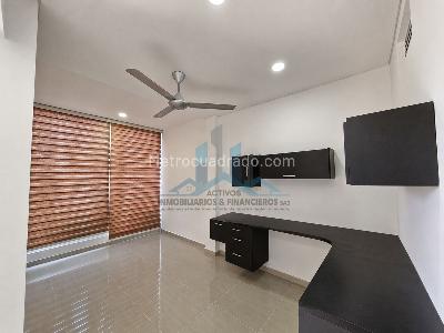 Casa de 4 alcobas en venta en Cn Los Angeles, Girardot, 239 m² · foto 4 de 20