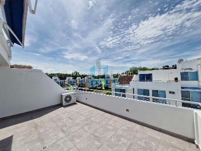 Casa de 5 alcobas en venta en Cr Remansos Del Penon, Girardot, 233 m² · foto 19 de 20
