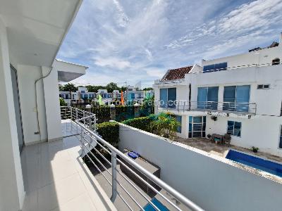 Casa de 5 alcobas en venta en Cr Remansos Del Penon, Girardot, 233 m² · foto 9 de 20