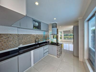 Casa de 5 alcobas en venta en Cr Remansos Del Penon, Girardot, 233 m² · foto 3 de 20
