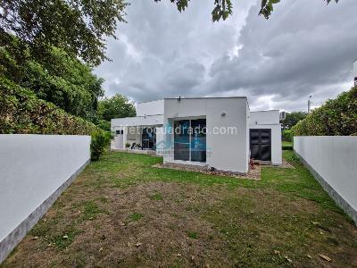 Casa de 3 alcobas en venta en Cn Turistico Santa Ana, Girardot, 610 m² · foto 2 de 20