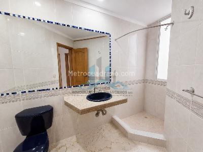 Apartamento de 4 alcobas en venta en Cn Campestre El Penon Sc Ii, Girardot, 177 m² · foto 11 de 20