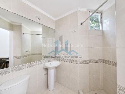 Apartamento de 4 alcobas en venta en Cn Campestre El Penon Sc Ii, Girardot, 177 m² · foto 16 de 20