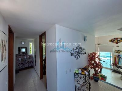 Casa de 3 alcobas en venta en Ub Los Prados, Girardot, 180 m² · foto 10 de 20