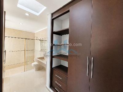 Casa de 4 alcobas en venta en Cn Los Angeles, Girardot, 98 m² · foto 9 de 20