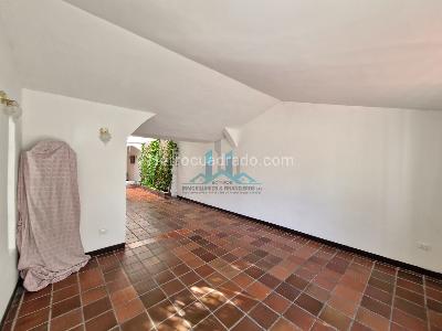 Casa de 2 alcobas en venta en Santander, Girardot, 400 m² · foto 9 de 15
