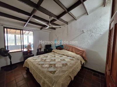 Casa de 2 alcobas en venta en Santander, Girardot, 400 m² · foto 13 de 15
