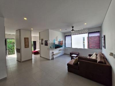 Casa de 3 alcobas en venta en Br Portachuelo, Girardot, 325 m² · foto 10 de 20