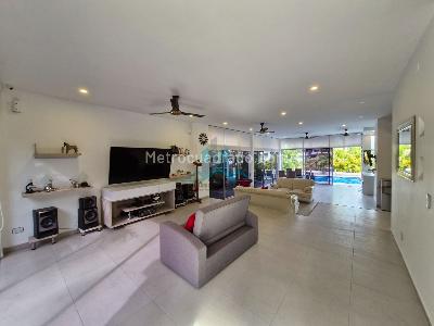 Casa de 3 alcobas en venta en Br Portachuelo, Girardot, 325 m² · foto 6 de 20