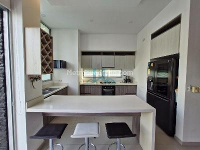 Casa de 3 alcobas en venta en Br Portachuelo, Girardot, 325 m² · foto 9 de 20