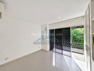 Casa de 3 alcobas en venta en Br Portachuelo, Girardot, 325 m² · foto 17 de 20