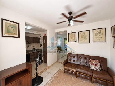 Casa de 3 alcobas en venta en Cr El Remanso, Girardot, 107 m² · foto 8 de 20