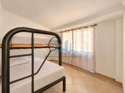 Casa de 4 alcobas en venta en Br Rosablanca, Girardot, 220 m² · foto 12 de 18