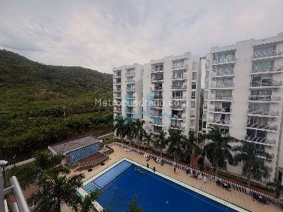 Apartamento de 2 alcobas en venta en Aqualina Green, Girardot, 52 m² · foto 11 de 20