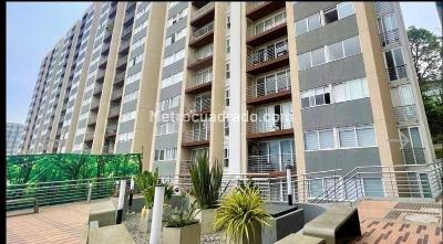 Apartamento de 3 alcobas en venta en Varsovia, Ibagué, 89 m² · foto 6 de 16