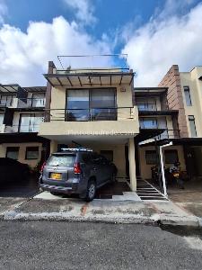 Casa de 4 alcobas en venta en La Samaria, Ibagué, 165 m² · foto 2 de 16