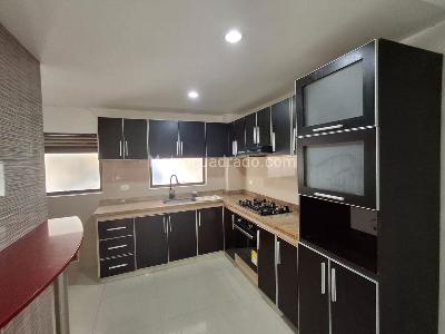 Casa de 4 alcobas en venta en La Samaria, Ibagué, 165 m² · foto 5 de 16