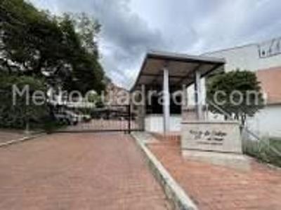 Apartamento de 3 alcobas en venta en El Vergel, Ibagué, 100 m² · foto 4 de 15