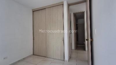 Apartamento de 3 alcobas en venta en Mirador De Los Andes, Ibagué, 76 m² · foto 6 de 16