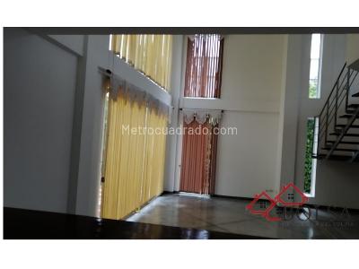 Casa de 4 alcobas en venta en Portal Campestre, Ibagué, 700 m² · foto 4 de 16
