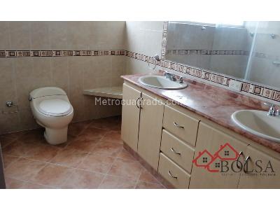Casa de 4 alcobas en venta en Portal Campestre, Ibagué, 700 m² · foto 14 de 16