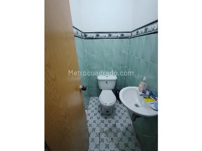 Casa de 4 alcobas en venta en Cadiz, Ibagué, 225 m² · foto 4 de 20