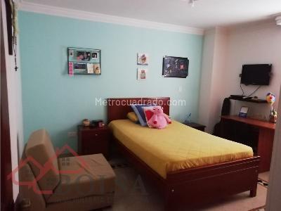 Apartamento de 4 alcobas en venta en La Pola, Ibagué, 164 m² · foto 6 de 12