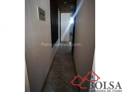 Casa de 5 alcobas en venta en Fuente De Los Rosales I, Ibagué, 490 m² · foto 8 de 14
