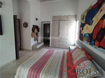 Casa de 4 alcobas en venta en El Vergel, Ibagué, 500 m² · foto 15 de 18