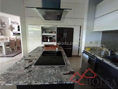 Casa de 4 alcobas en venta en El Vergel, Ibagué, 500 m² · foto 5 de 18