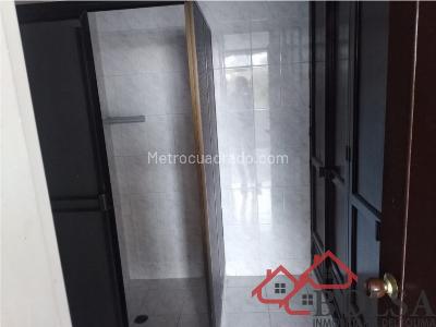 Casa de 5 alcobas en venta en La Francia, Ibagué, 250 m² · foto 8 de 12