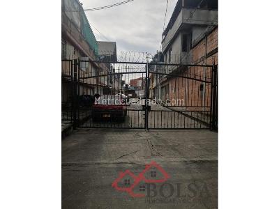 Casa de 5 alcobas en venta en Jardin Parte Baja, Ibagué, 220 m² · foto 2 de 20