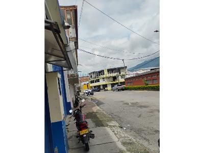 Casa de 3 alcobas en venta en Belalcazar, Ibagué, 171 m² · foto 2 de 12