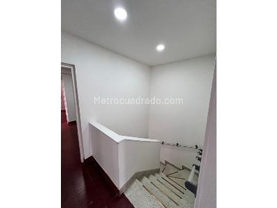 Casa de 5 alcobas en venta en Carmenza Rocha, Ibagué, 180 m² · foto 16 de 19