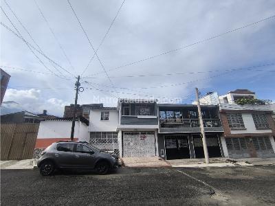 Casa de 5 alcobas en venta en Carmenza Rocha, Ibagué, 180 m² · foto 2 de 19