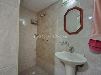 Casa de 4 alcobas en venta en Castellana, Ibagué, 192 m² · foto 10 de 20