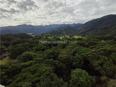 Apartamento de 4 alcobas en venta en El Vergel, Ibagué, 212 m² · foto 3 de 20