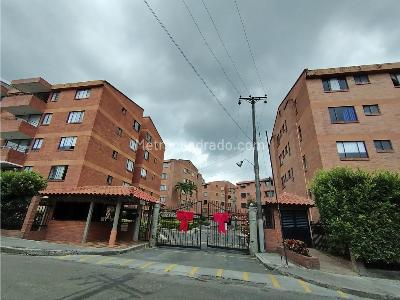 Apartamento de 3 alcobas en venta en Prados Del Norte, Ibagué, 110 m² · foto 2 de 20