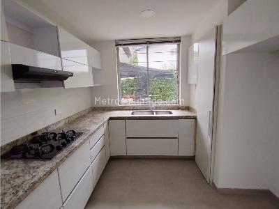Casa de 5 alcobas en venta en El Vergel, Ibagué, 300 m² · foto 9 de 20